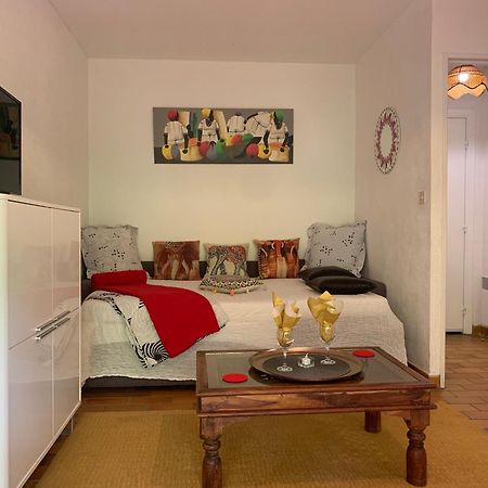 Studio Azur Six-Fours-les-Plages Exterior photo